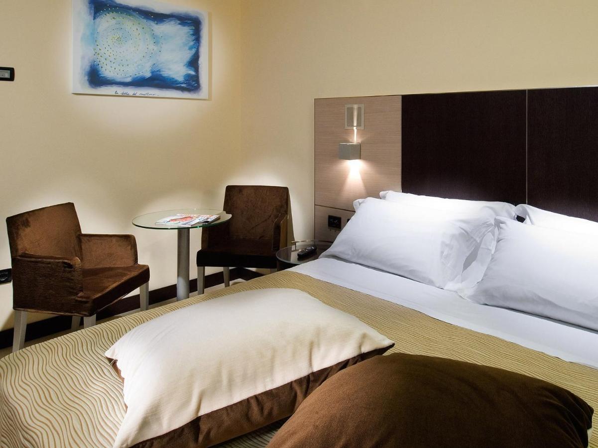 Hotel Imperial San Benedetto del Tronto Eksteriør billede