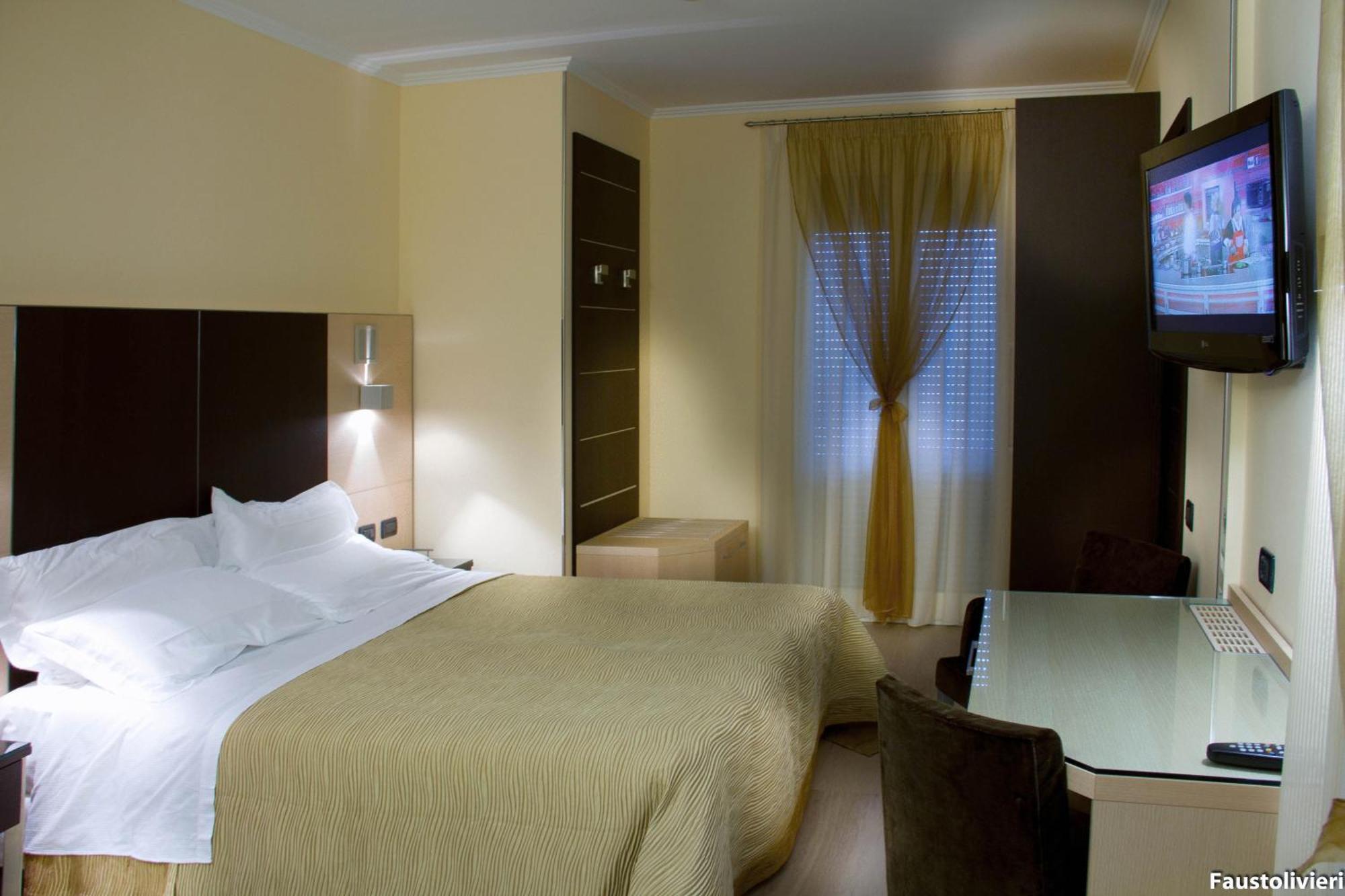 Hotel Imperial San Benedetto del Tronto Eksteriør billede