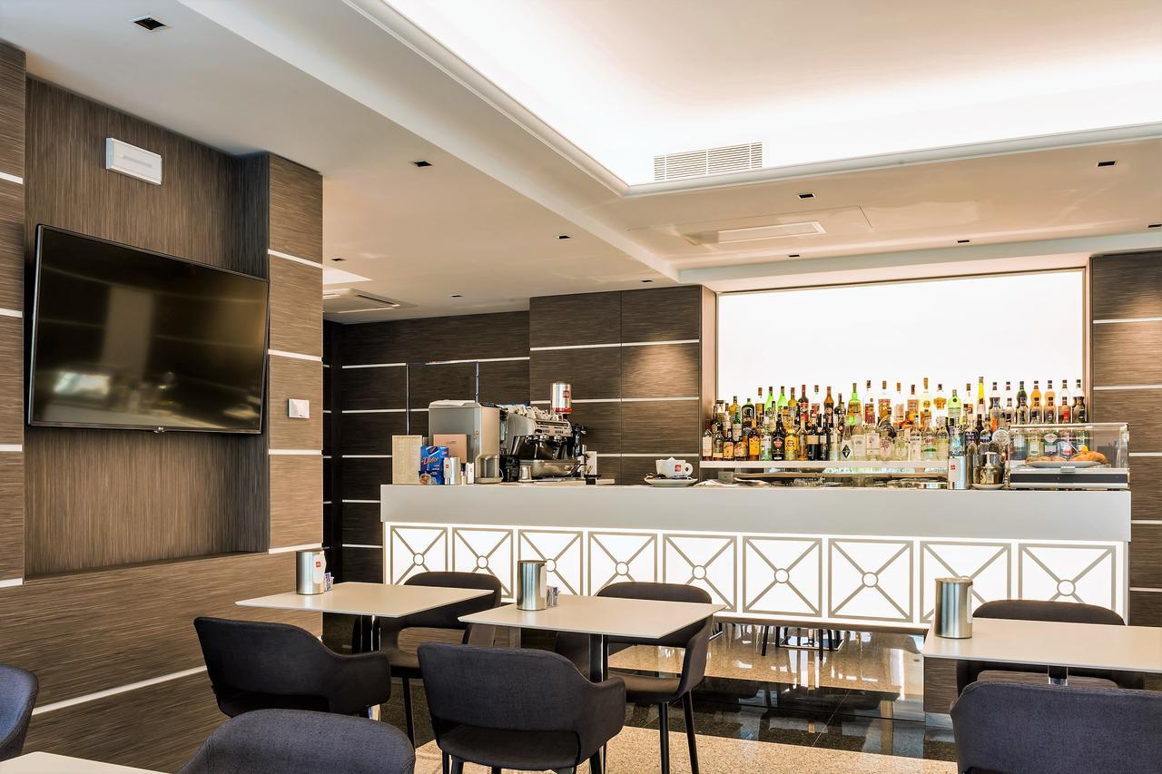 Hotel Imperial San Benedetto del Tronto Eksteriør billede